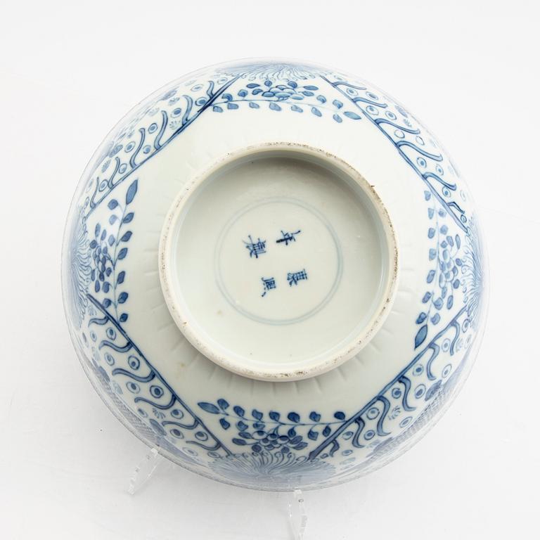 A Chinese Kangxi style porcelain bowl around 1900.