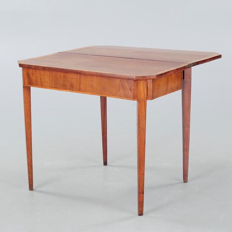 A Swedish Karl-Johan card table, from the first half of the 19th century.