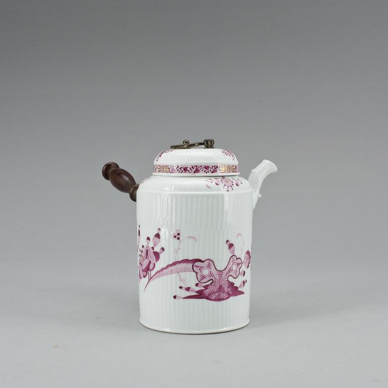 CHOKLADKANNA. Porslin, Meissen, Omkring 1800.