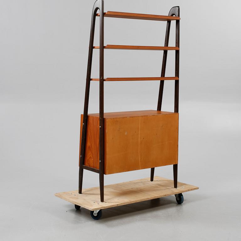 HYLLA, Virserums Nya Möbelfabrik, Hultarp, omkring 1900-talets mitt.