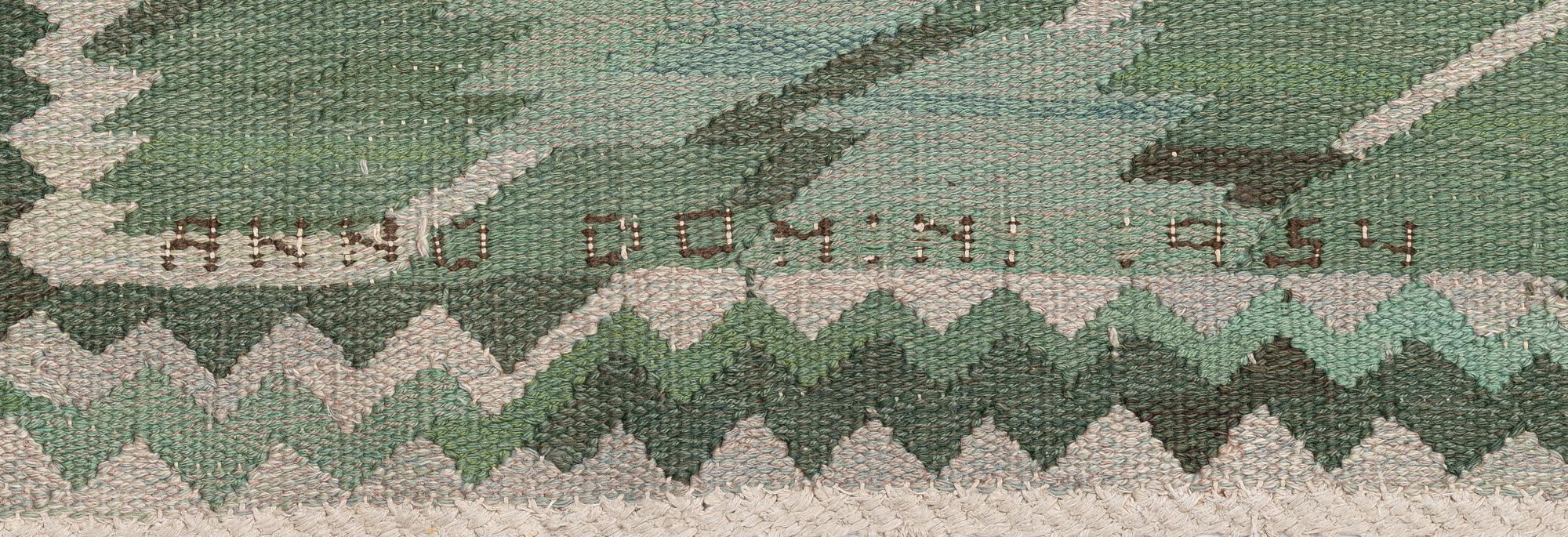 Barbro Nilsson, matta, "Strålblomman, grön", gobelängteknik, ca 516 x 310 cm, signerad AB MMF BN ANNO DOMINE 1954.