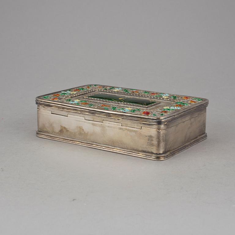 SKRIN, silver och emalj, troligen Nagpur,  Indien, 1900-tal. Vikt 885 g.