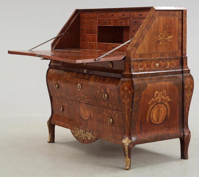 A Gustvian late 18th century commode by N. Korp (not signed), master 1763.