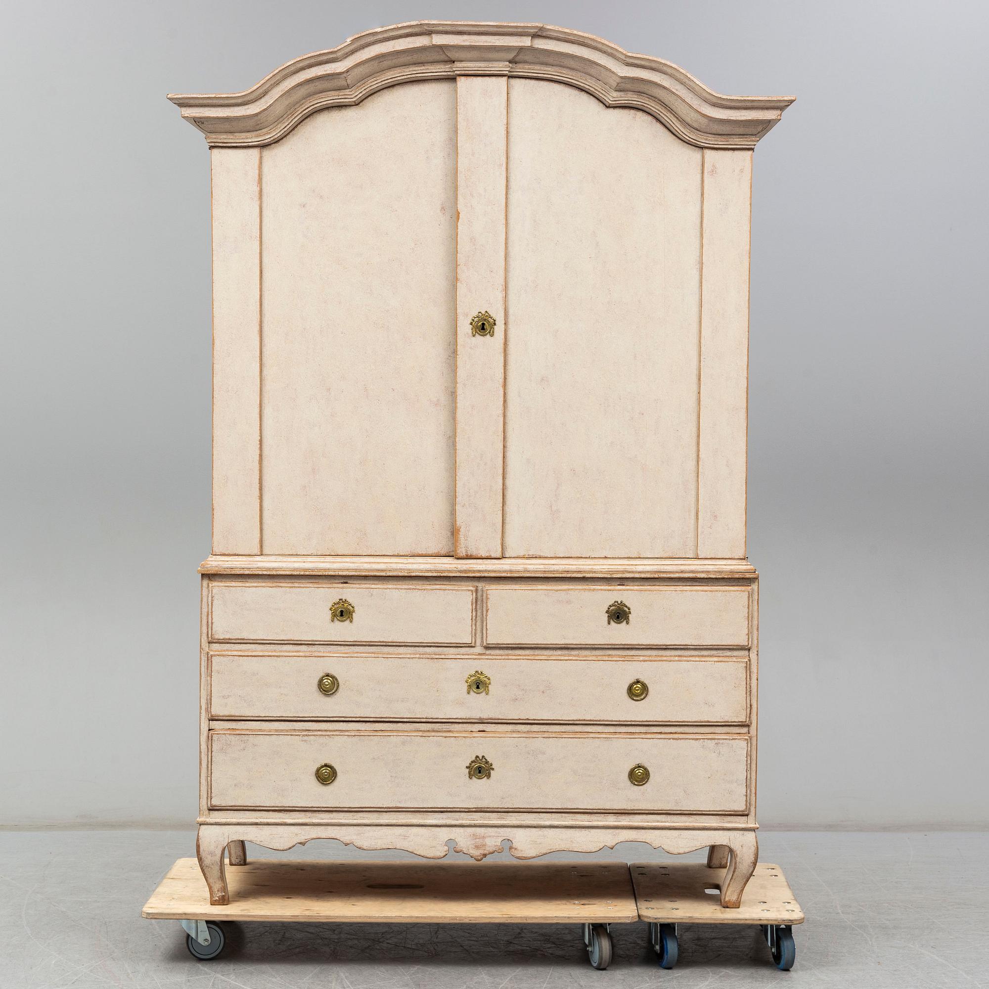 SKÅP, Rokoko, 1700-talets andra hälft.