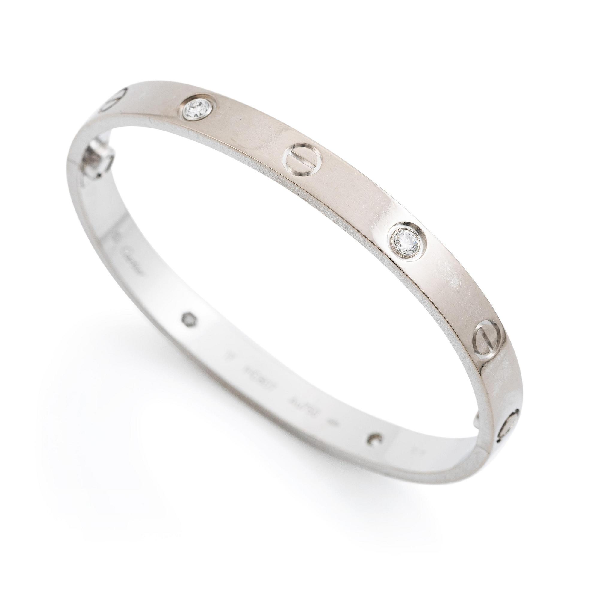 Cartier armband "Love" 18K vitguld med fyra runda briljantslipade diamanter.
