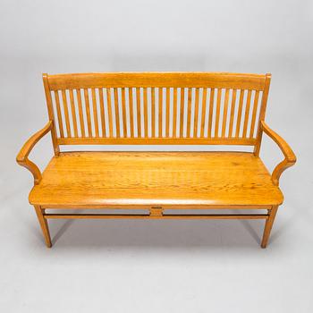An early 20th century sofa for Billnäs.