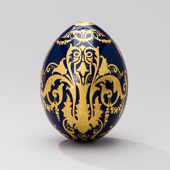 EASTERN EGG, porcelain, St.Petersburg, Imperial porcelain factory ca 1900.