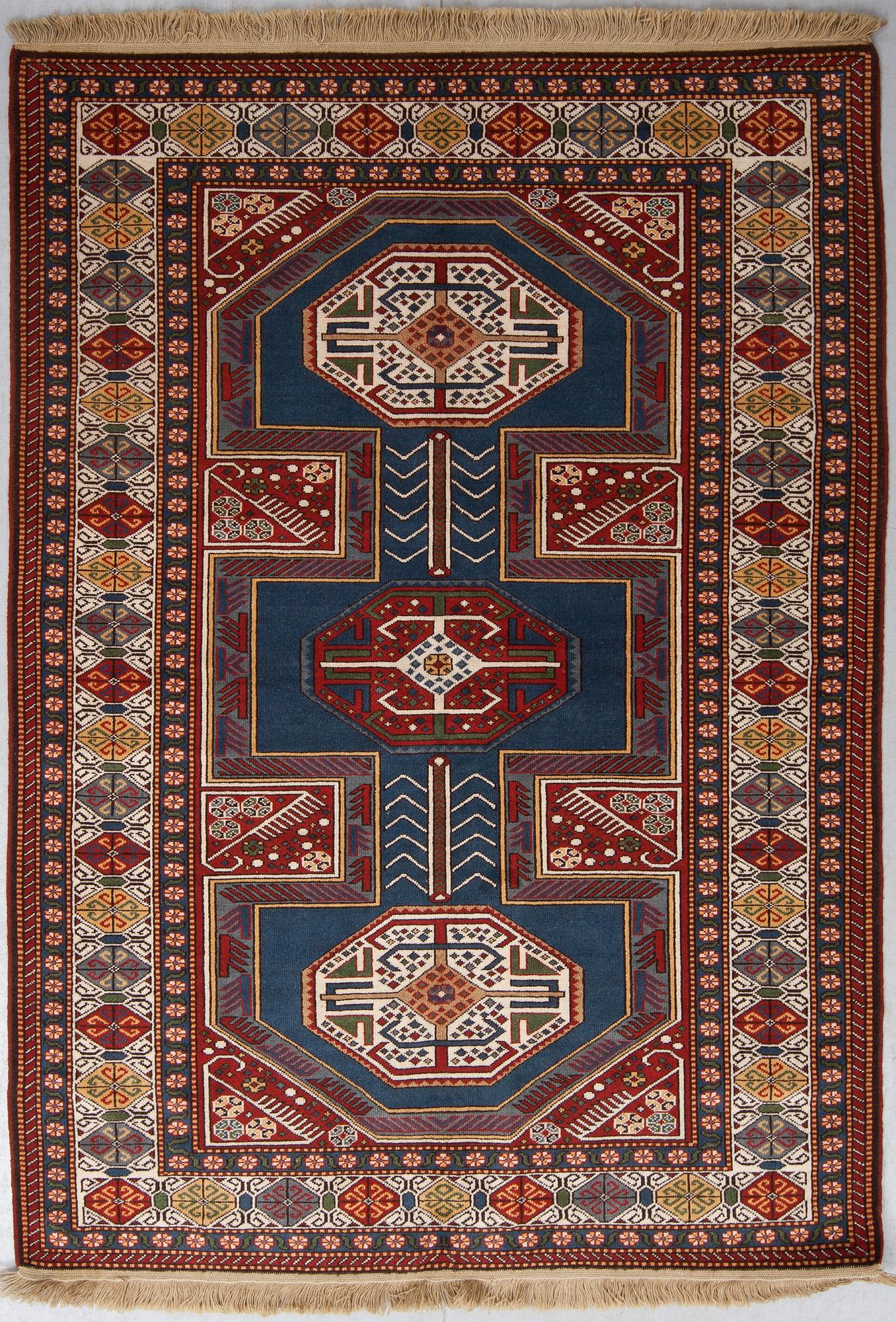 MATTA, semiantik, Shirvan, ca 210x150.