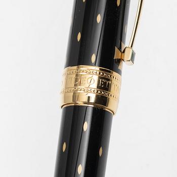 A Montblanc fountain pen, limited edition 'Queen Elizabeth I' from the series 'Patrons of Art'.
