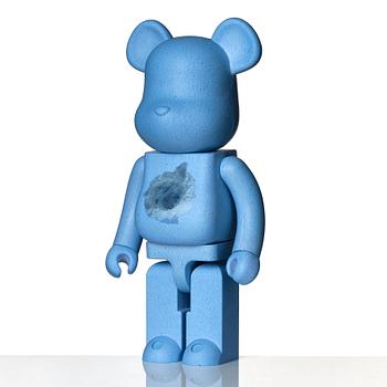 "1000% Bearbrick Snarkitecture X Blackrainbow Blue Edition".