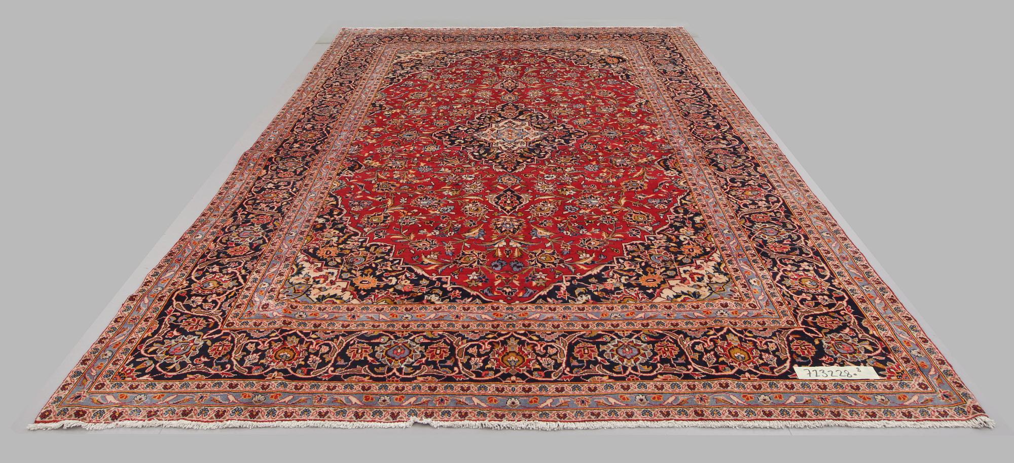 MATTA, Ardekan, ca 385 x 250 cm.