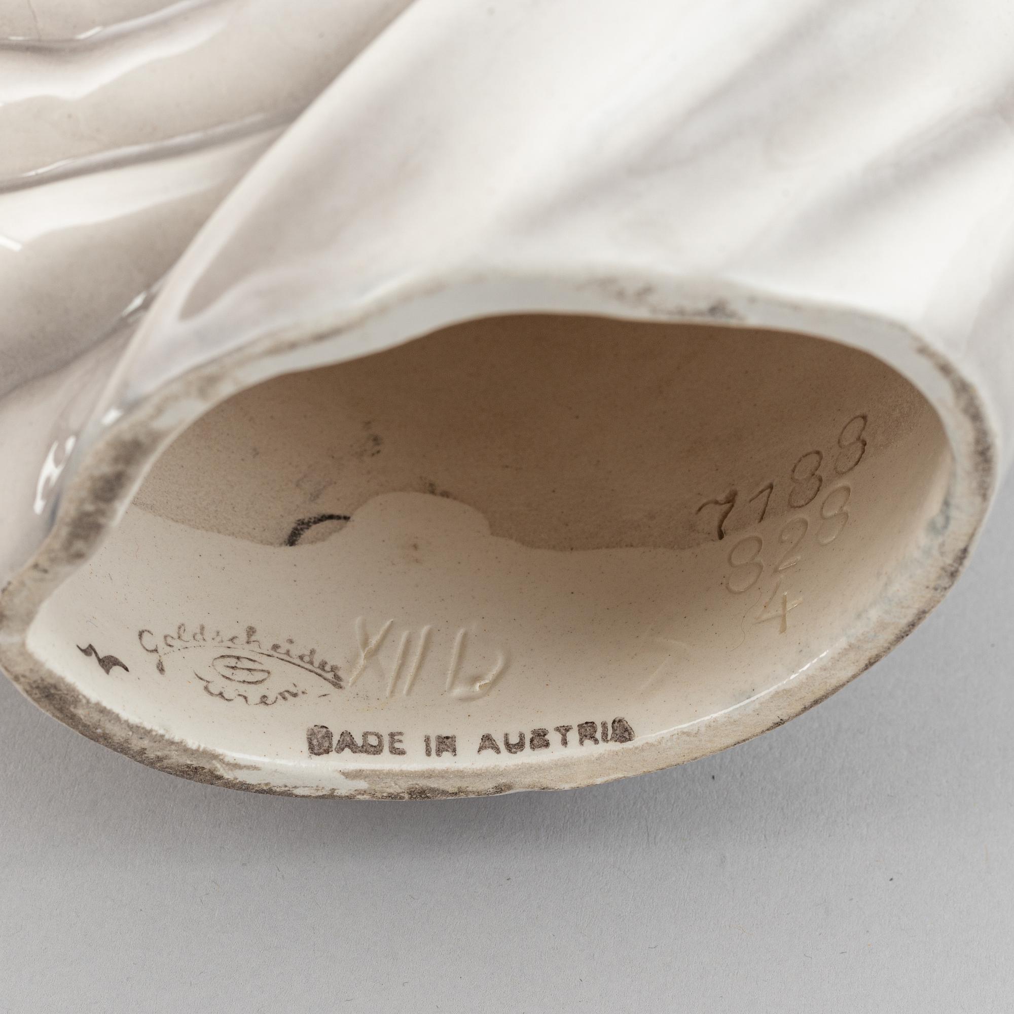 Rudolf Knörlein, figurin, keramik. Goldscheider, Österrike, formgiven omkring 1935.