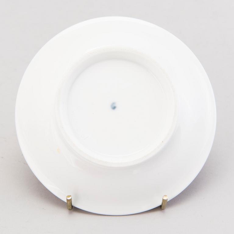 COFFEE CUP, porcelain, Gardner, Russia mid 19th century.