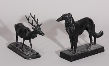 SKULPTURER, 2 st. Gjutjärn.