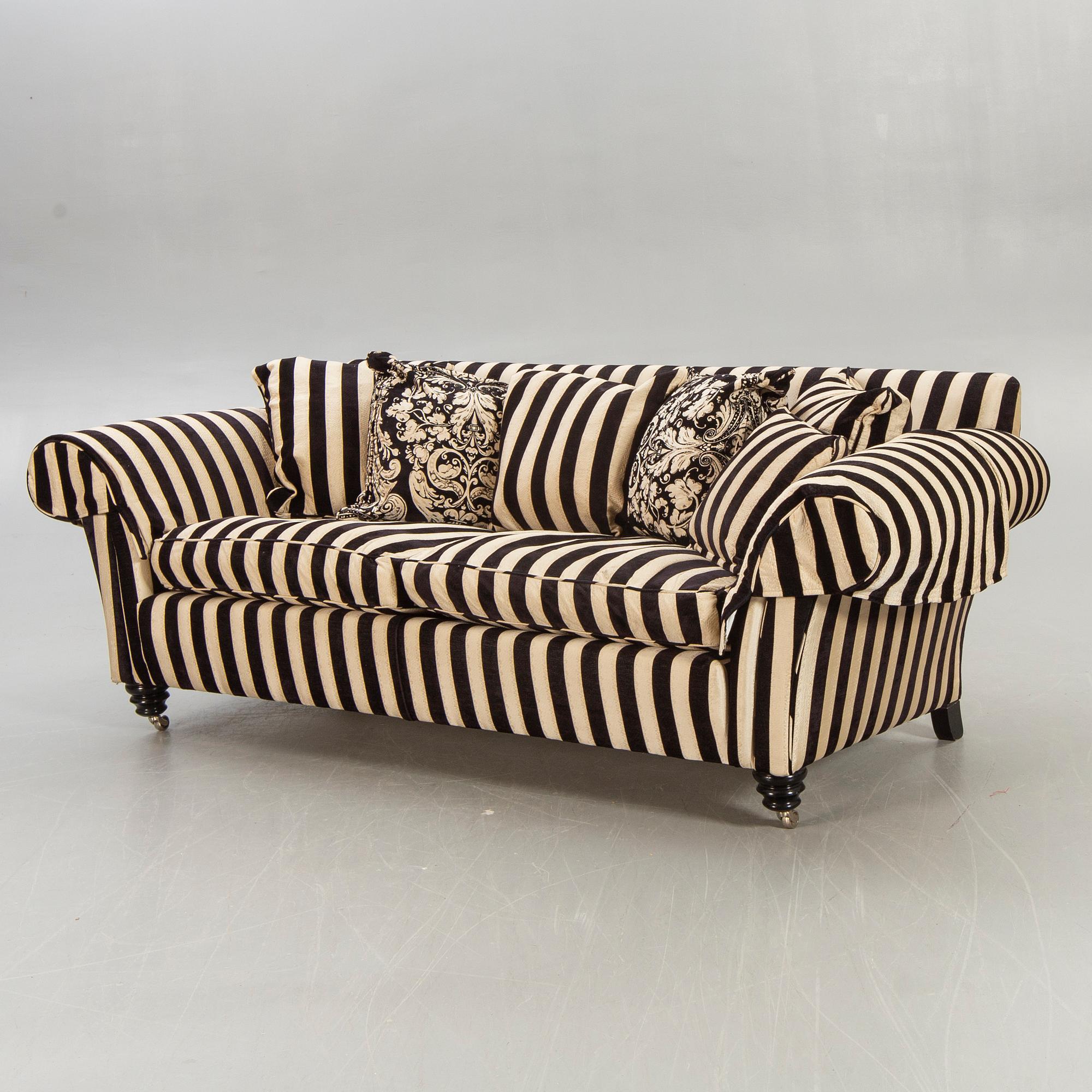 A Duresta sofa 21st century.