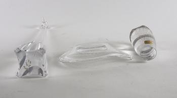 SKÅLFAT och FIGURINER, 2 st, glas, bl a Vicke Lindstrand, Kosta, sign.