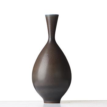 Berndt Friberg, a stoneware vase, Gustavsberg studio, Sweden 1967.