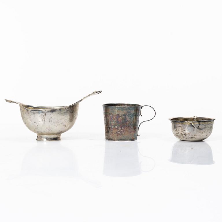 Two Swedish silver cups and four tumblers, 18th-19th century.