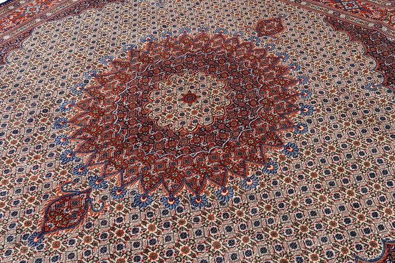 Carpet, Moud, approx. 300 x 300 cm.