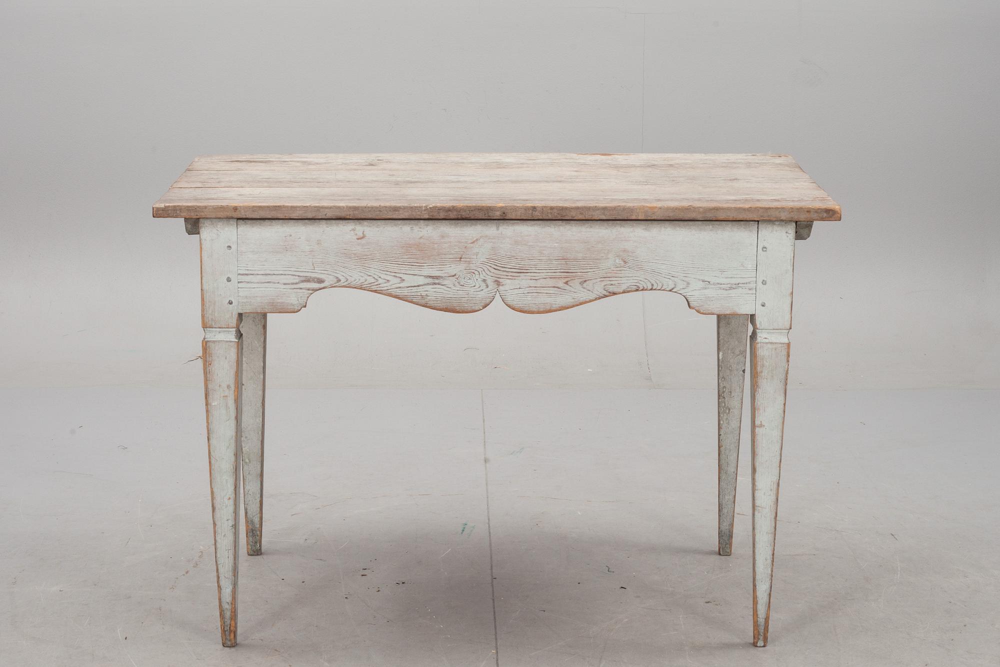 BORD, sengustaviansk provinsarbete, 1800-talets början.