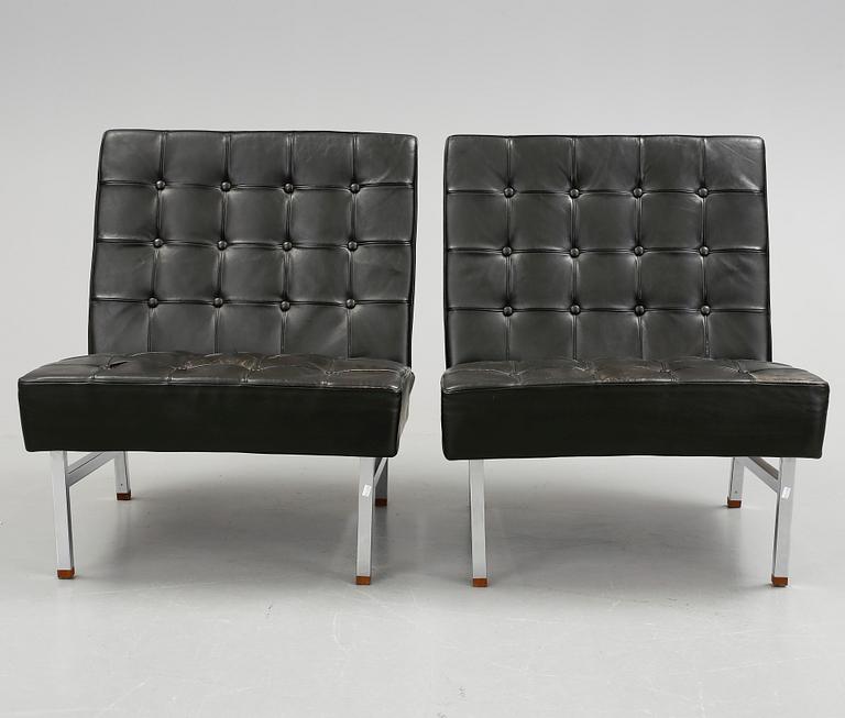 FÅTÖLJER, ett par, 1900-talets andra hälft.