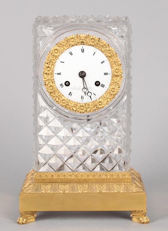 BORDSPENDYL. Frankrike, 1800-talets början. Empire.