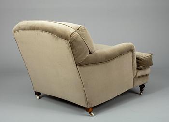 FÅTÖLJ MED FOTPALL, 1900-talets slut.