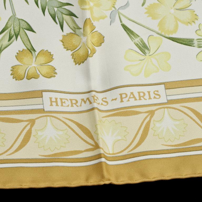 SCARF, siden, "Oeillets Sauvages", design Niki Goulandris , Hermès, Paris.