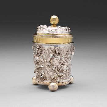 1007. A German 17th century parcel-gilt beaker and cover, marks of Israel Thelott, Augsburg (1654-1696).