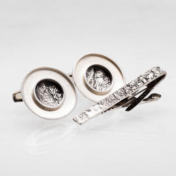 MANSCHETTKNAPPAR och KRAVATTNÅL, silver, Turun Hopea, Åbo 1966.