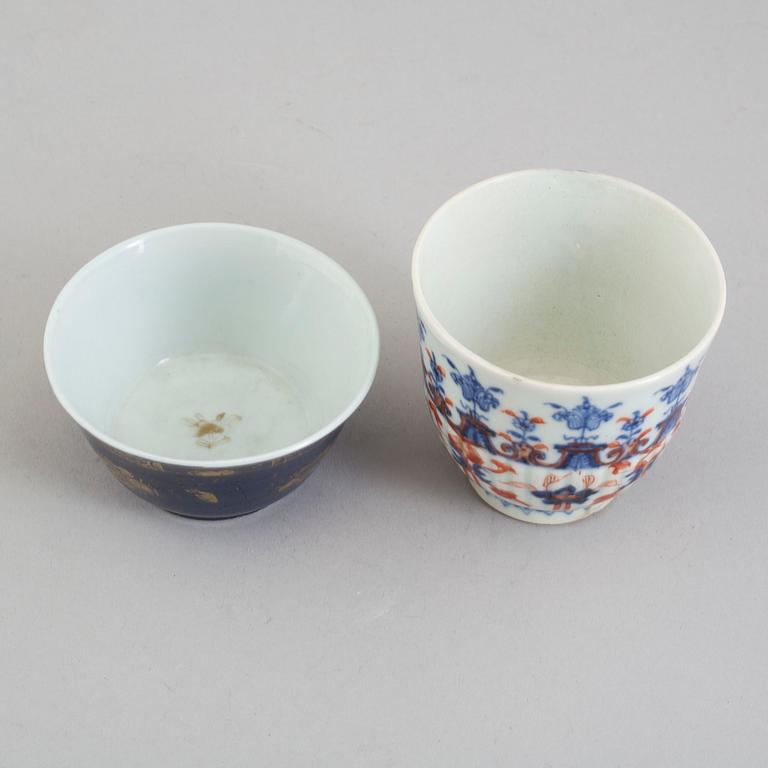 An imari cup and a powder blue cup, Qing dynasty, 18th Century.