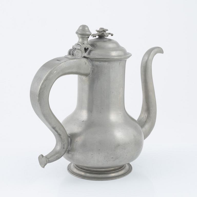 Vinkanna, tenn, av Anders Hedenbom d.y. , Örebro 1761.