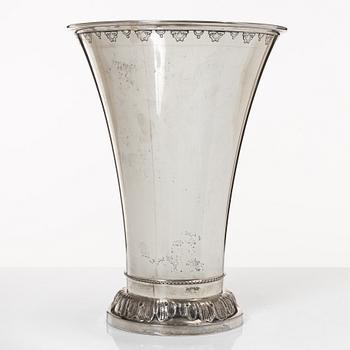 A silver beaker by CF Carlman Stockholm, 1909.