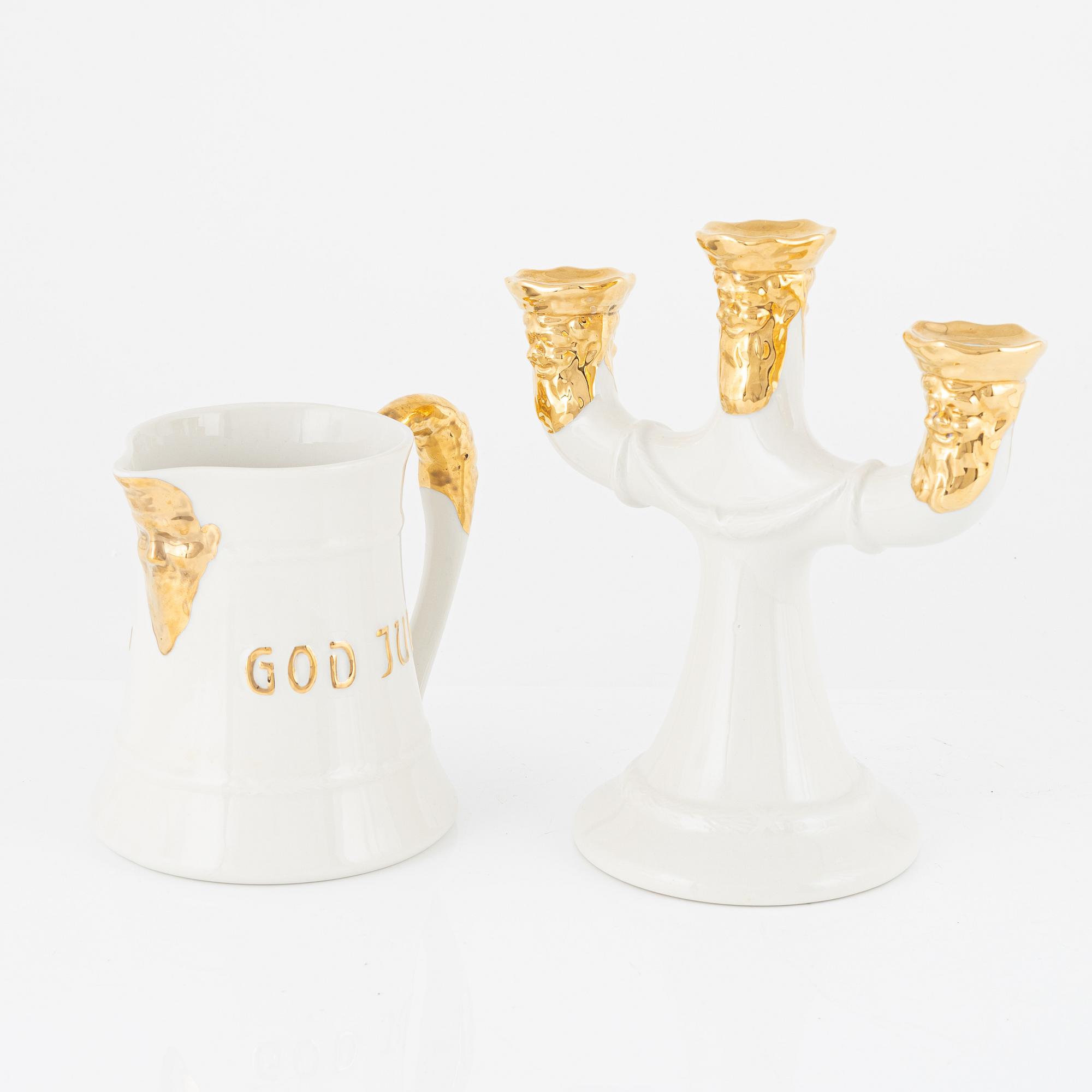 Julservis, 9 delar, porslin, "God Jul" med gulddekor, Gustavsberg, 1980.