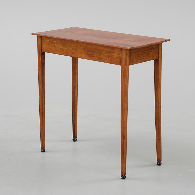 SYBORD, sengustavianskt/empire, 1800-talets första kvartal.