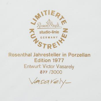 VICTOR VASARELY, Rosenthal, Edition-77, porcelaine.