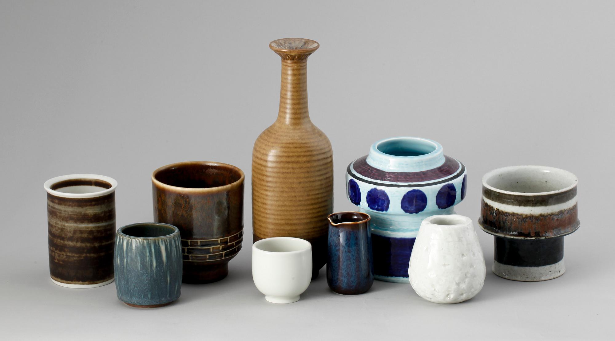 VASER, 9 st, keramik, Rörstrand.