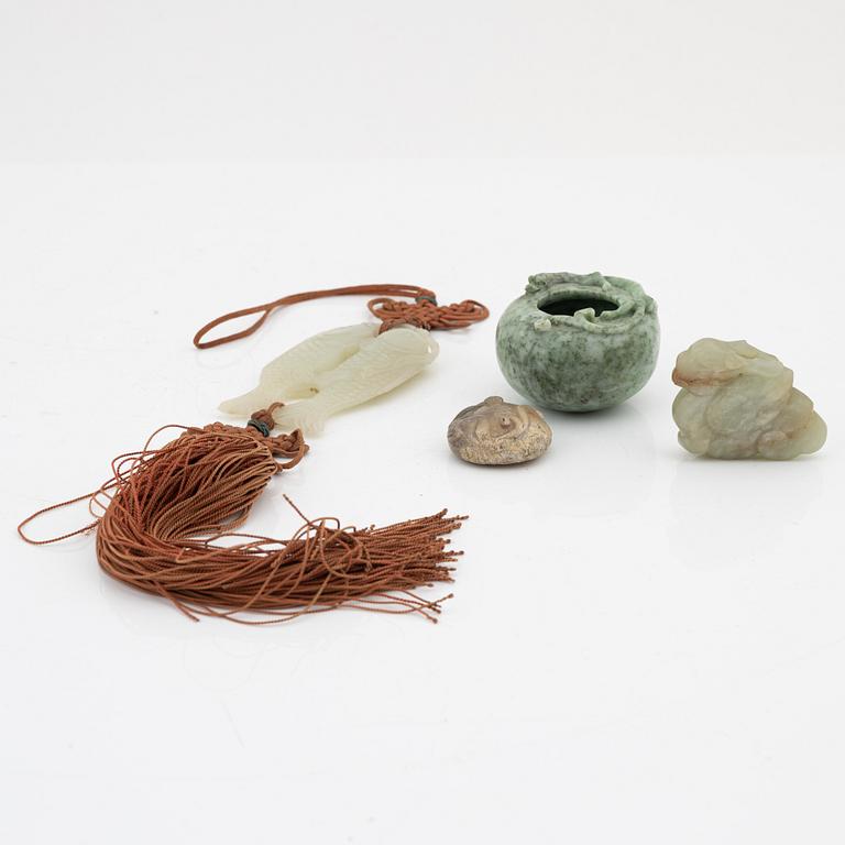 A group of three Chinese nephrite objects and a green stone brush washer, China, 19th/20th Century.