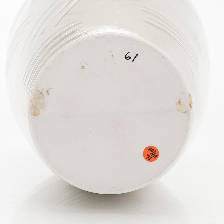 Inkeri Leivo, urna med lock "Primadonna", keramik, signerad Inkeri Leivo Arabia -94.