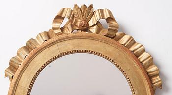 Spegellampetter, ett par snarlika, för två ljus, av Johan Åkerblad (mästare i Stockholm 1756-1799), Gustavianska.