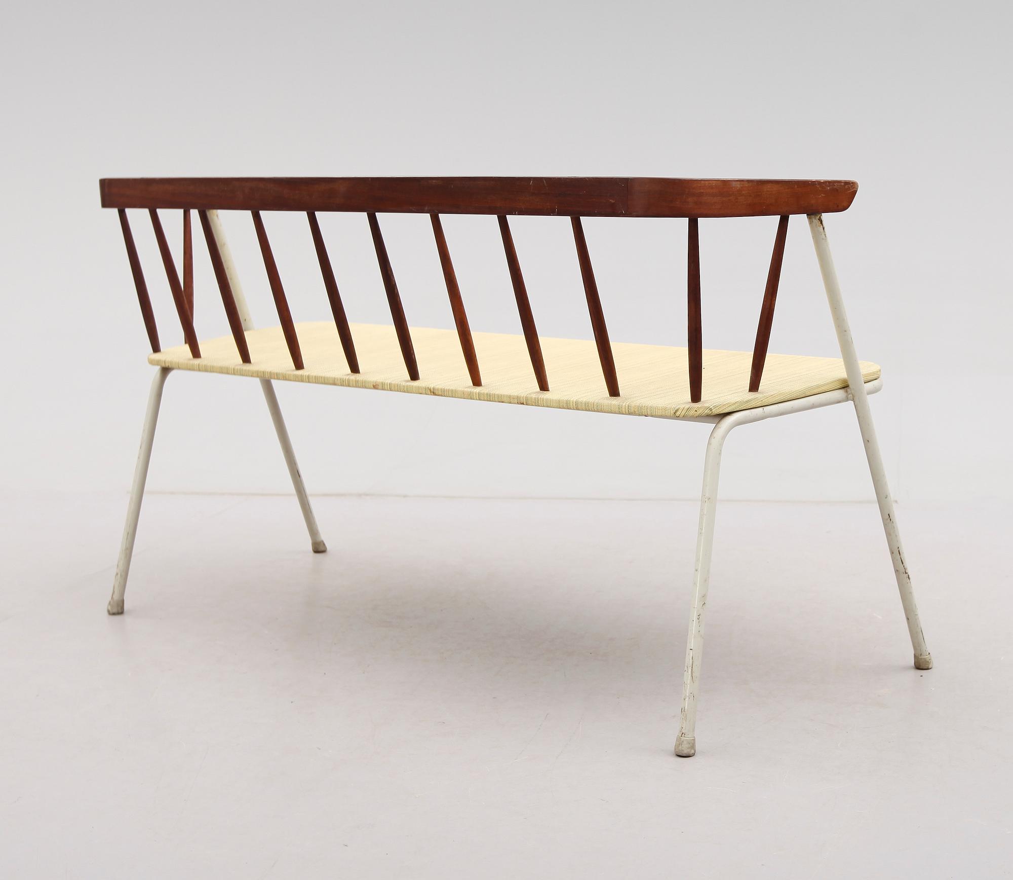 SOFFA, 1900-talets mitt.
