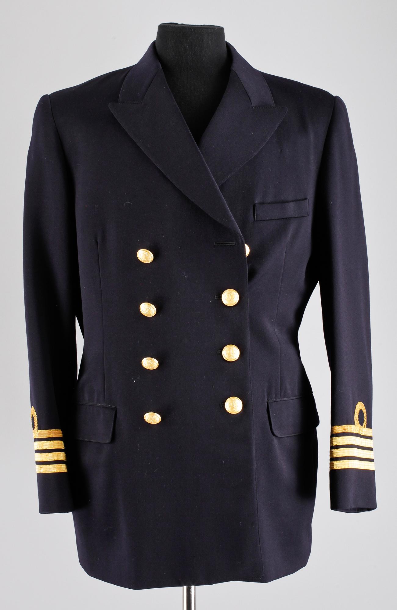 UNIFORM FÖR KOMMENDÖRSKAPTEN FÖR SVENSKA KUNGL. FLOTTAN, 12 delar, 1900-talets mitt/andrahälft.