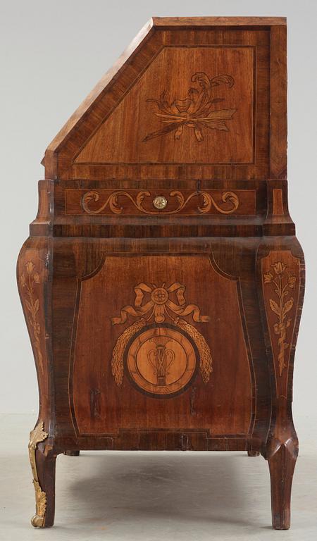 A Gustvian late 18th century commode by N. Korp (not signed), master 1763.