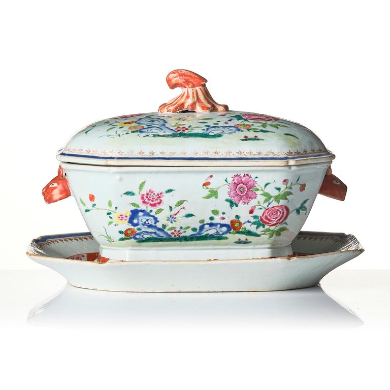 A famille rose tureen with cover and a serving dish, Qing dynasty, Qianlong (1736-95).