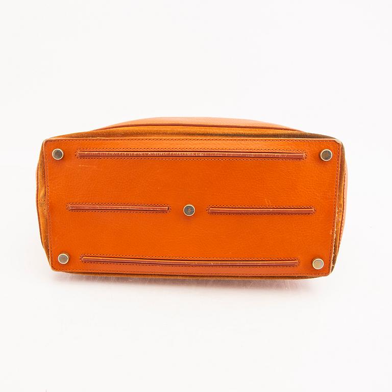Yves Saint Laurent, "Muse two" handbag.