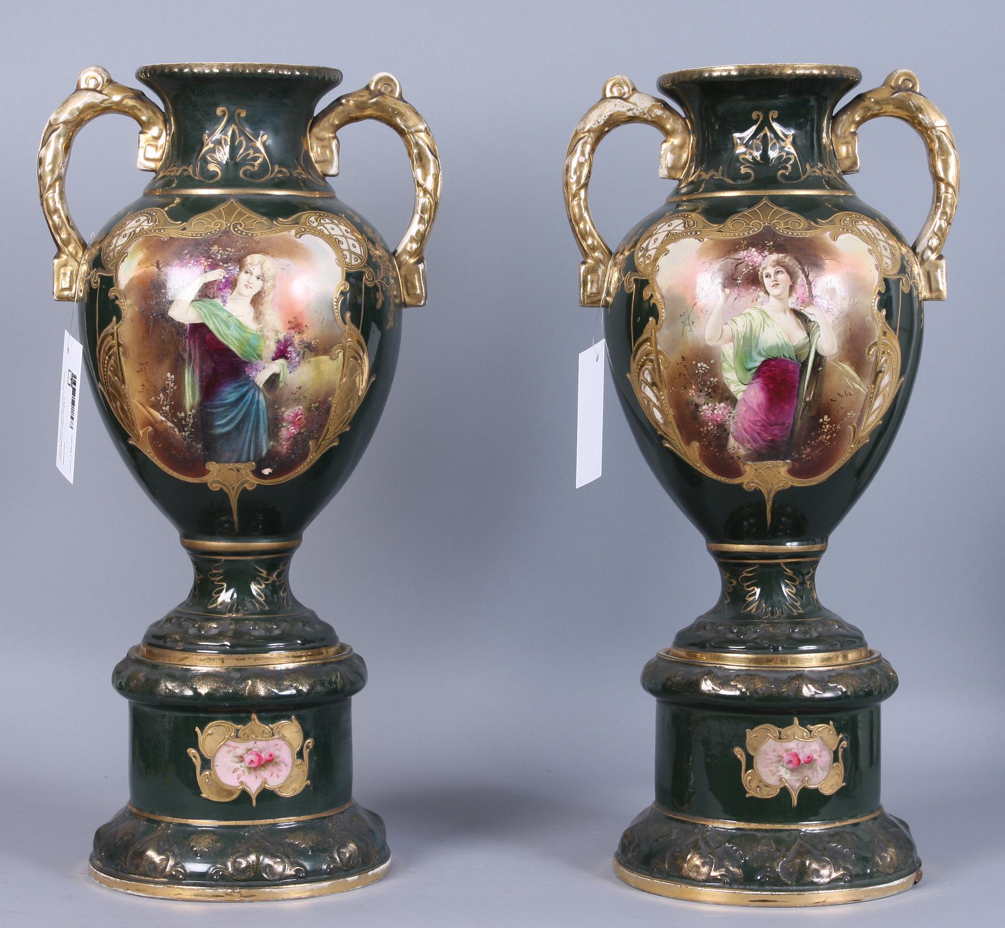 PRAKTURNOR, ett par, flintgods, 1800/1900-tal, troligen England.
