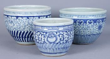 YTTERFODER, 3 st, porslin, Kina, 1800-tal.