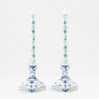 Servis ca 51 dlr "Musselmalet, hel och halvblonde" Royal Copenhagen Danmark porslin sent 1900-tal.