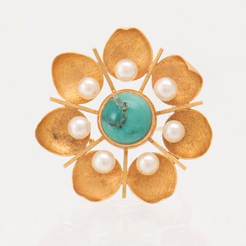 An 18K gold brooch set with a cabochon-cut blue stone and cultured pearls, G B Nilsson Södertälje 1965.