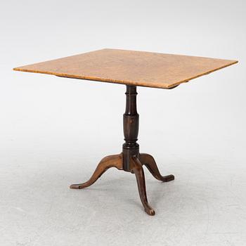 A folding table, Mälardalen, first half of the 19th century.